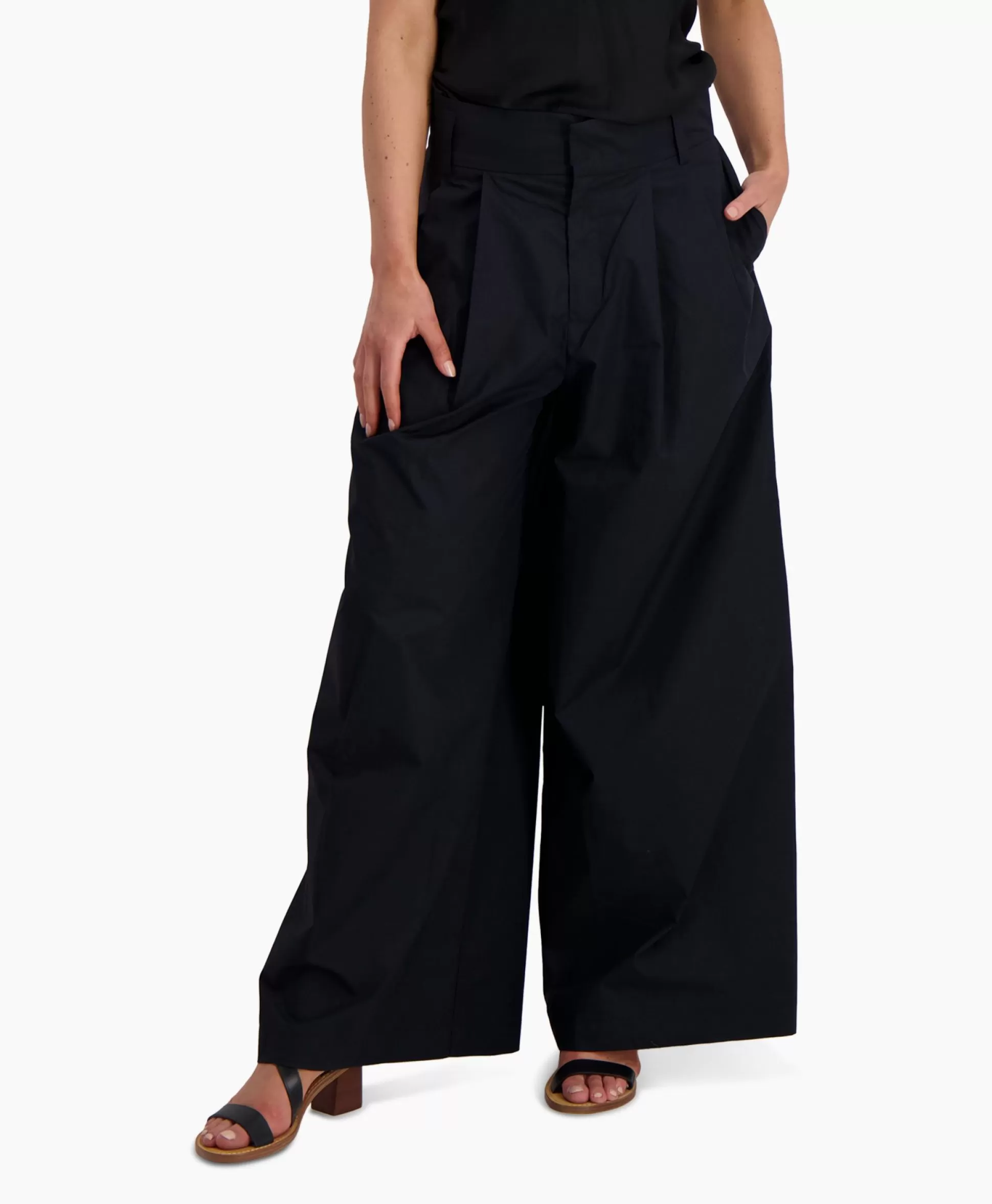 Best D'Arc Pantalon Belluno Zwart Dames Broeken